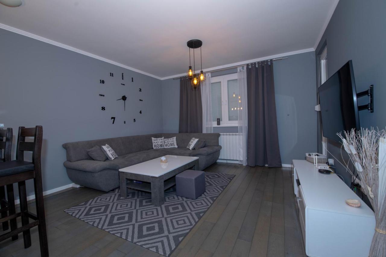 Athena Apartman Lukavica Kültér fotó