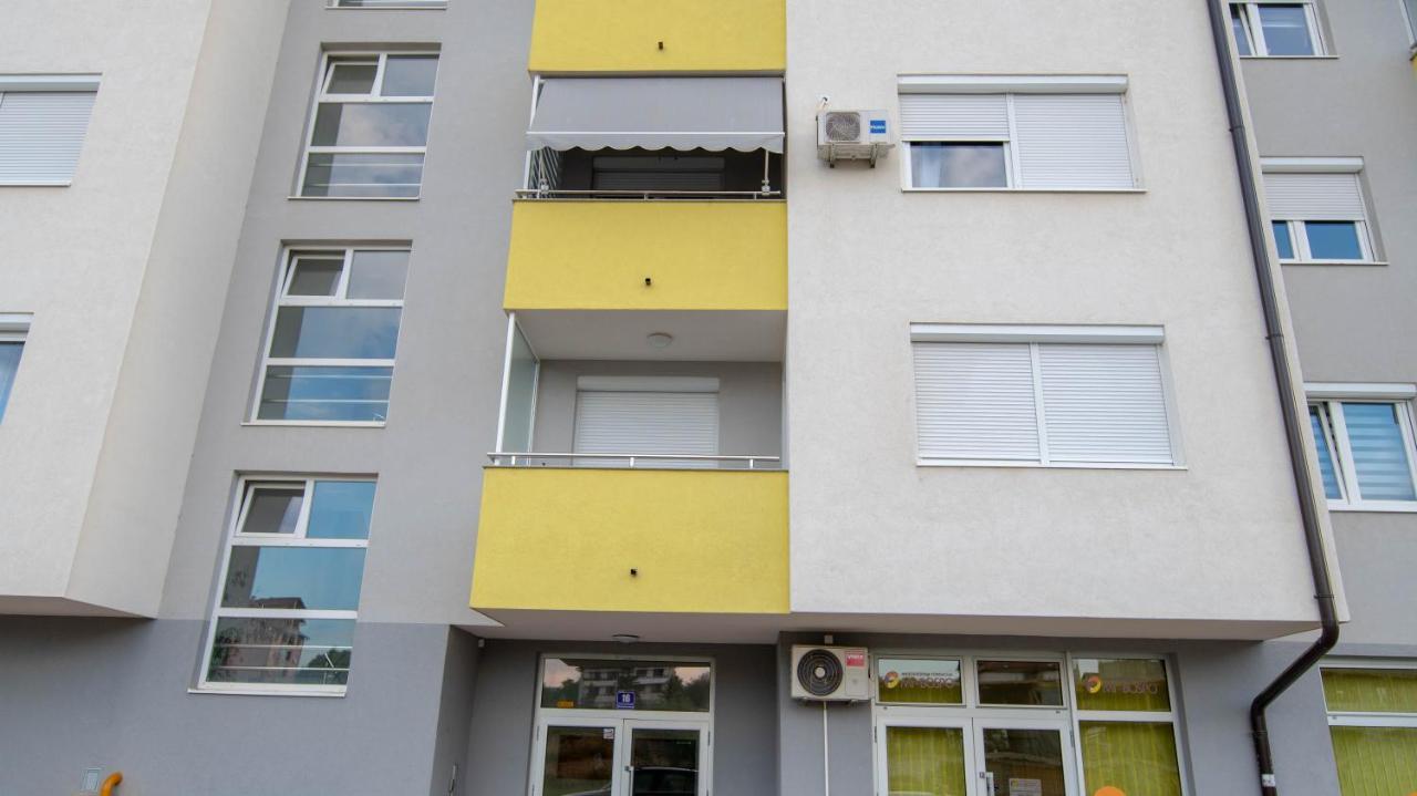 Athena Apartman Lukavica Kültér fotó