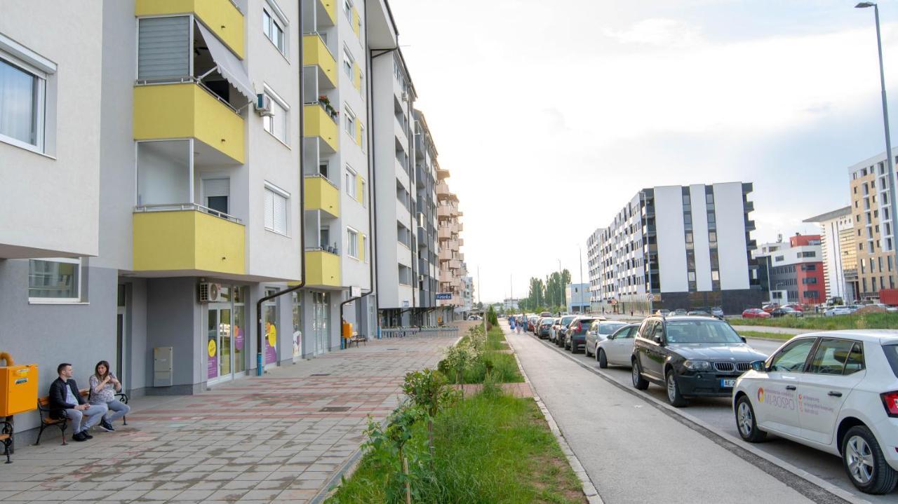 Athena Apartman Lukavica Kültér fotó