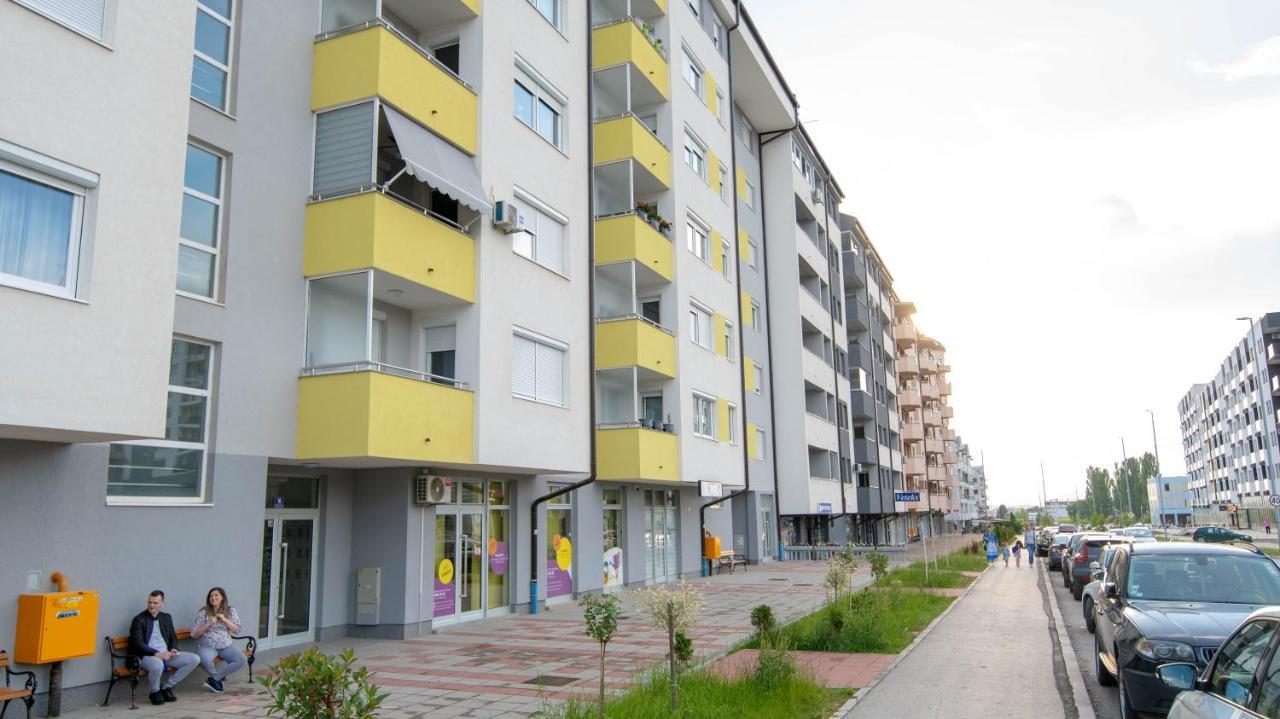 Athena Apartman Lukavica Kültér fotó